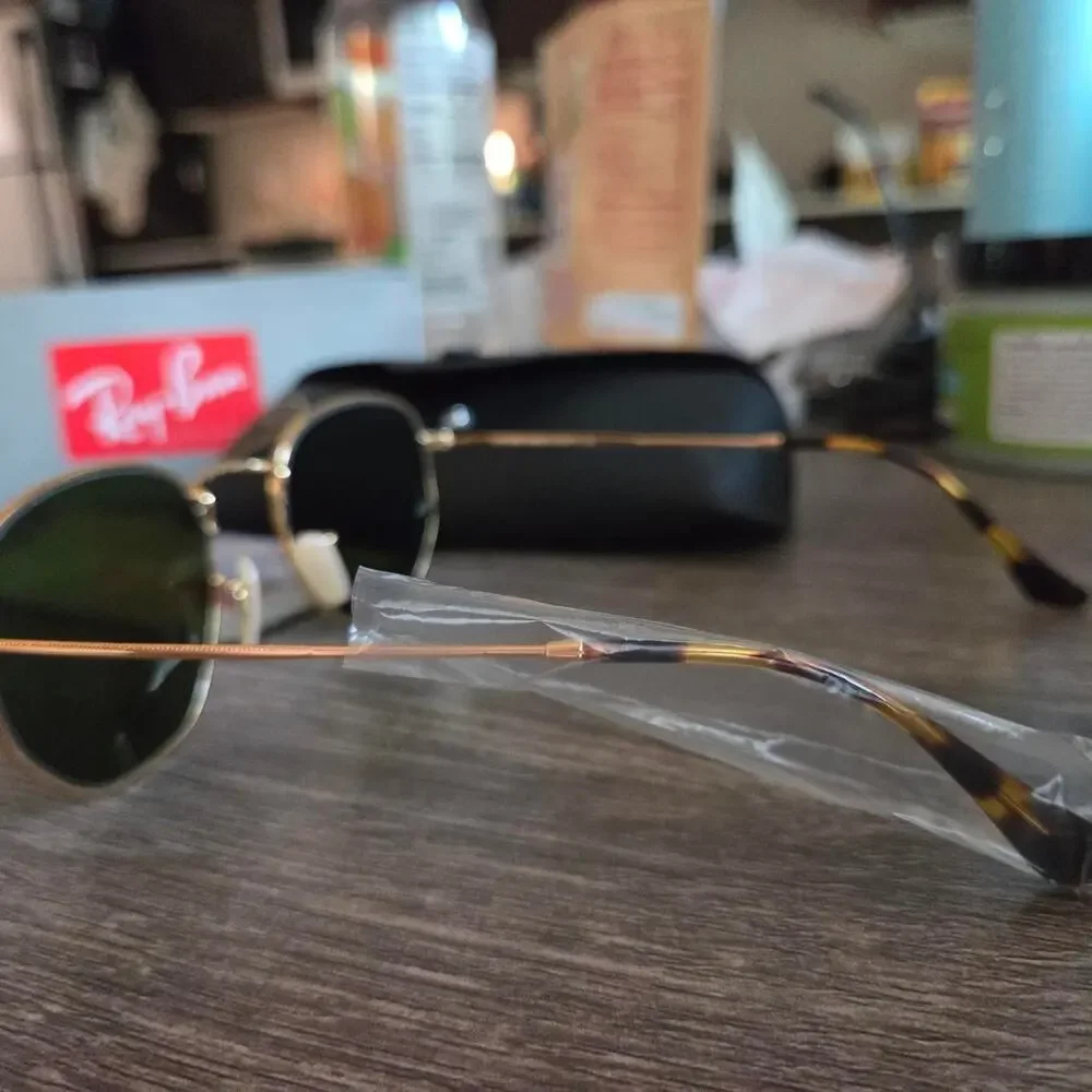 These are ray ban hexagonal sunglasses